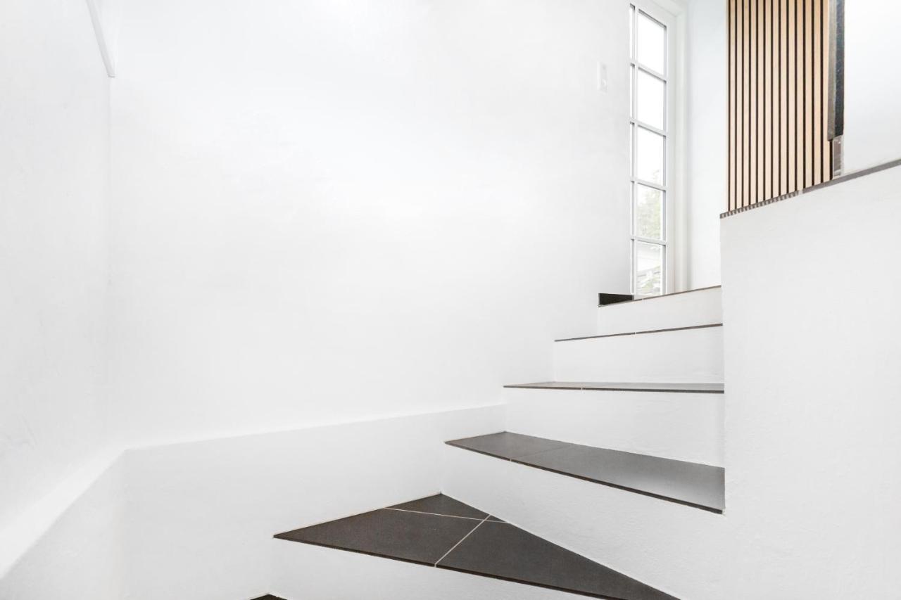 Moderne & Fuldt Udstyret Lejlighed M.Plads Til 4 Hojbjerg Exterior foto